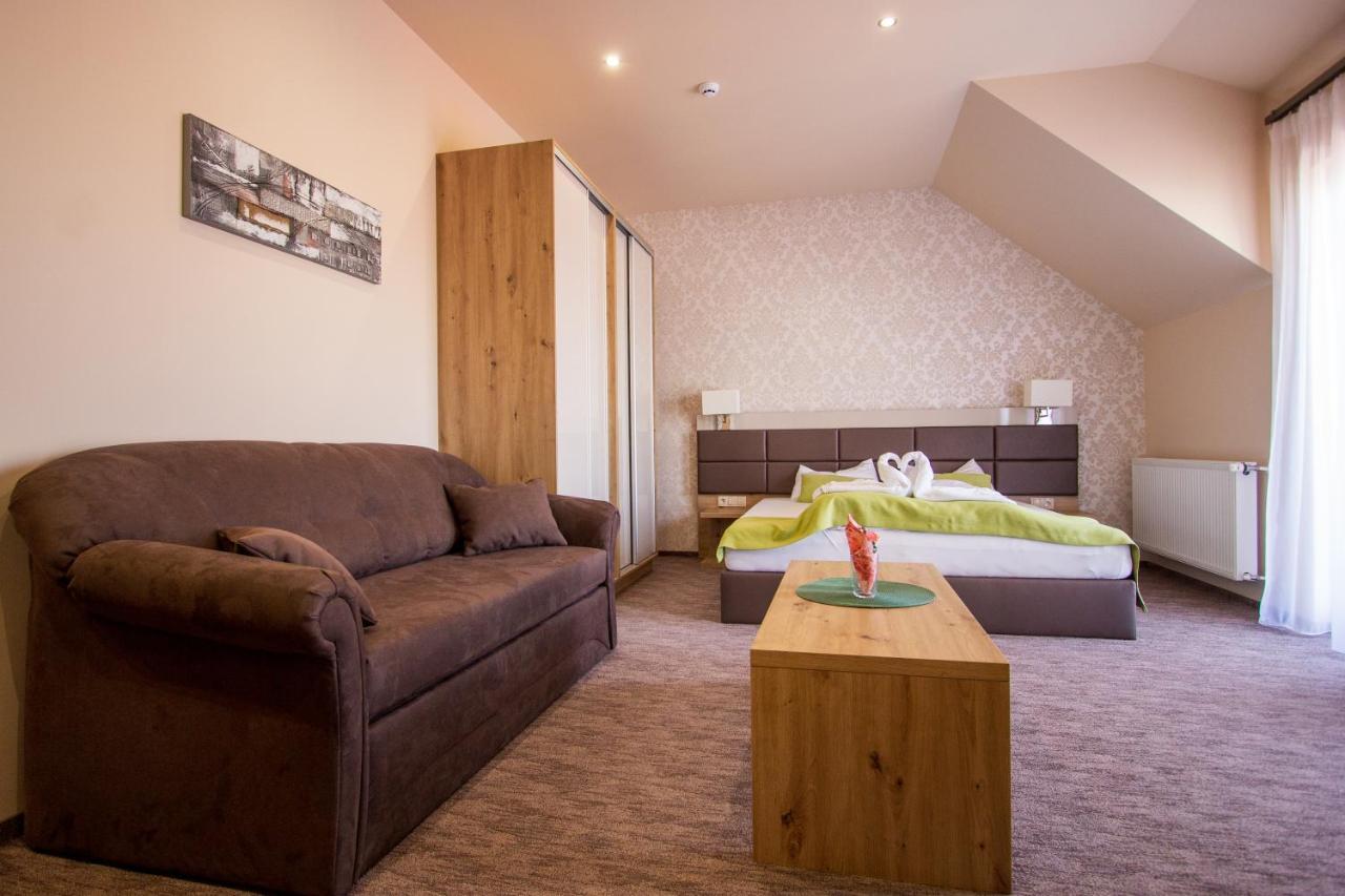 Veresegyház Veres Motel מראה חיצוני תמונה